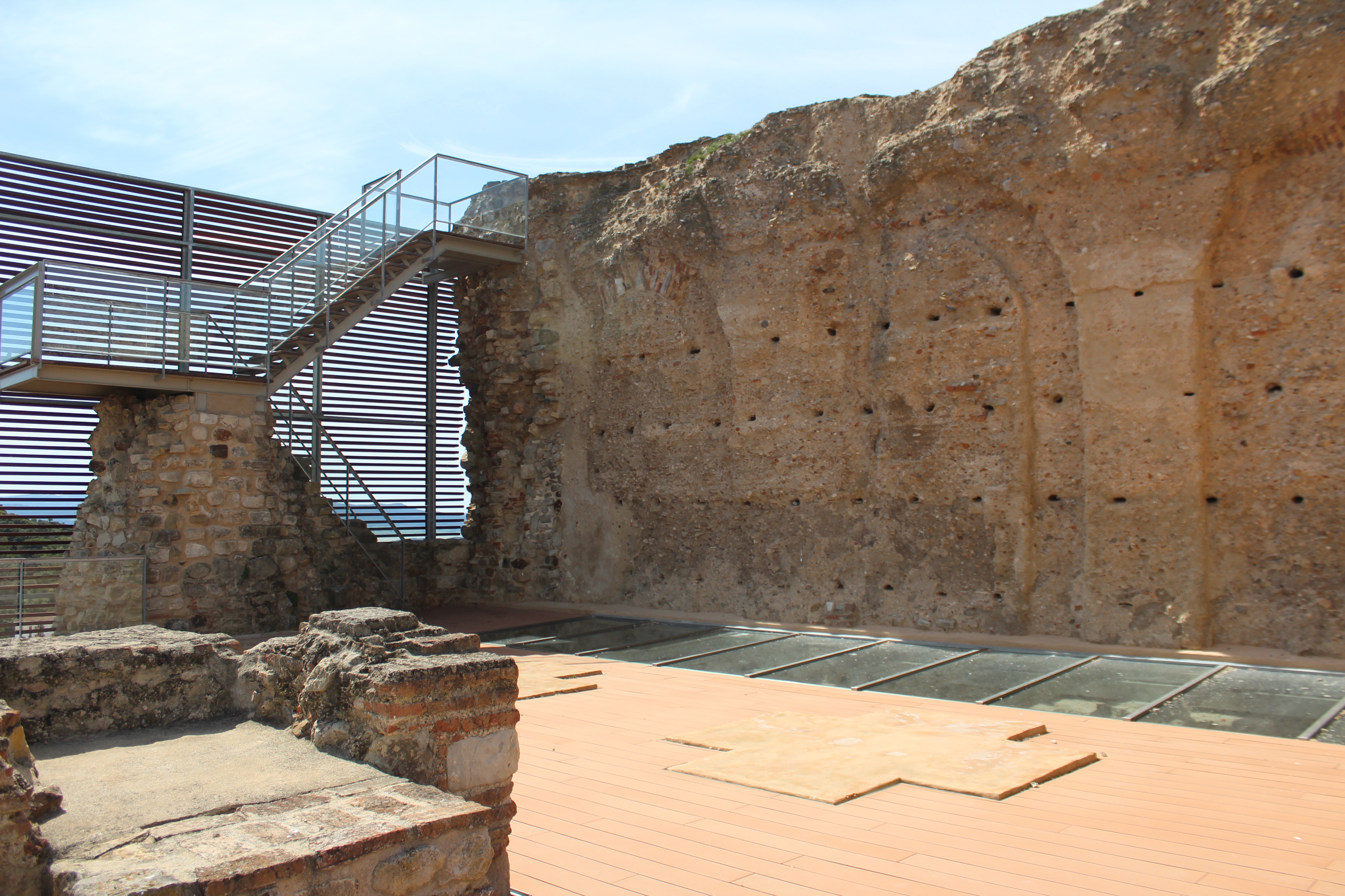 Muralla castillo Alcala de los Gazules